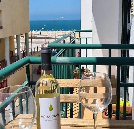 公寓 3br Sea View 纳扎雷