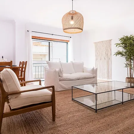 3br Sea View Apartamento